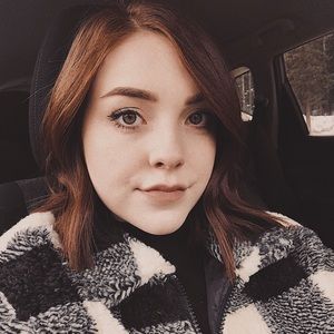 Meet your Posher, Lydia